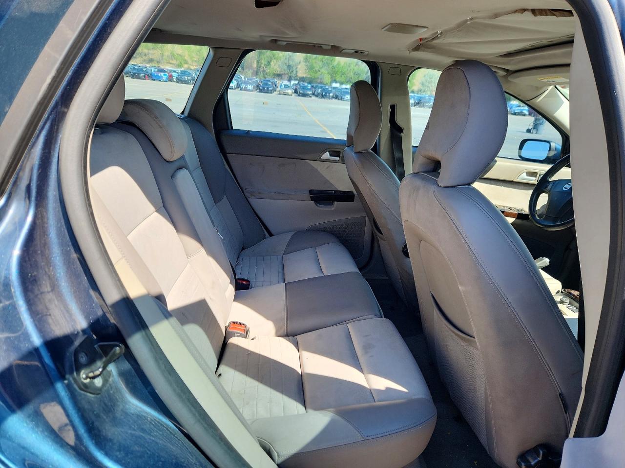 2006 VOLVO V50