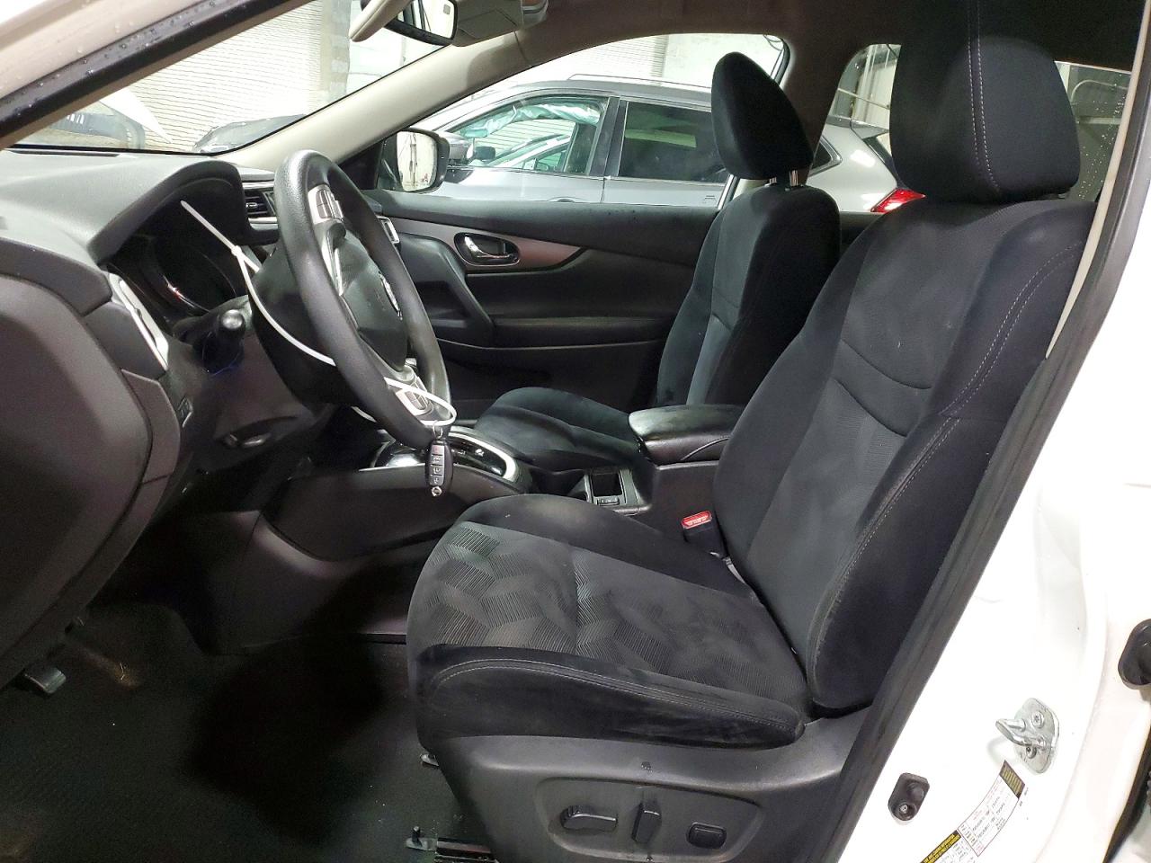 2015 NISSAN ROGUE