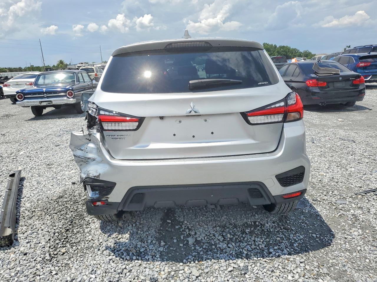 2026 MITSUBISHI OUTLANDER