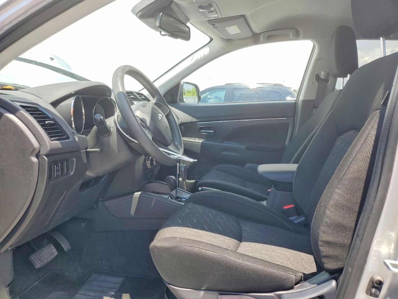 2026 MITSUBISHI OUTLANDER