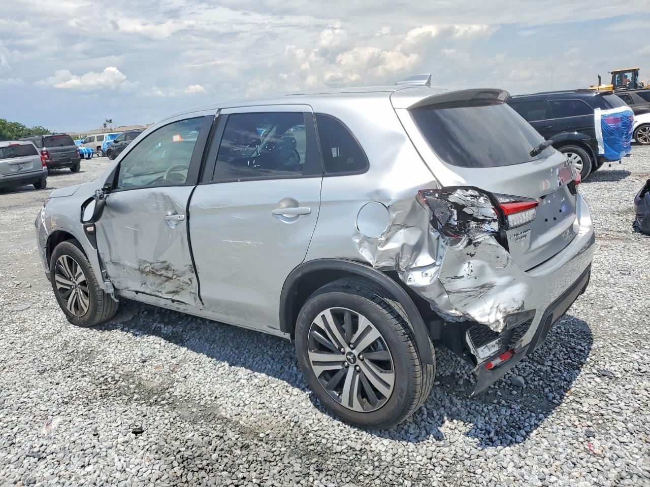 2026 MITSUBISHI OUTLANDER