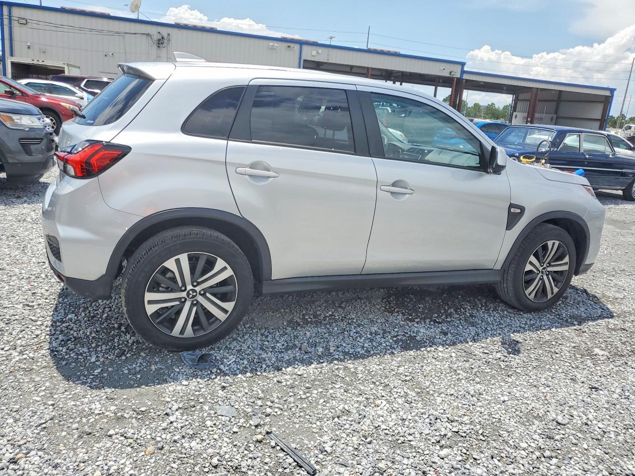 2026 MITSUBISHI OUTLANDER