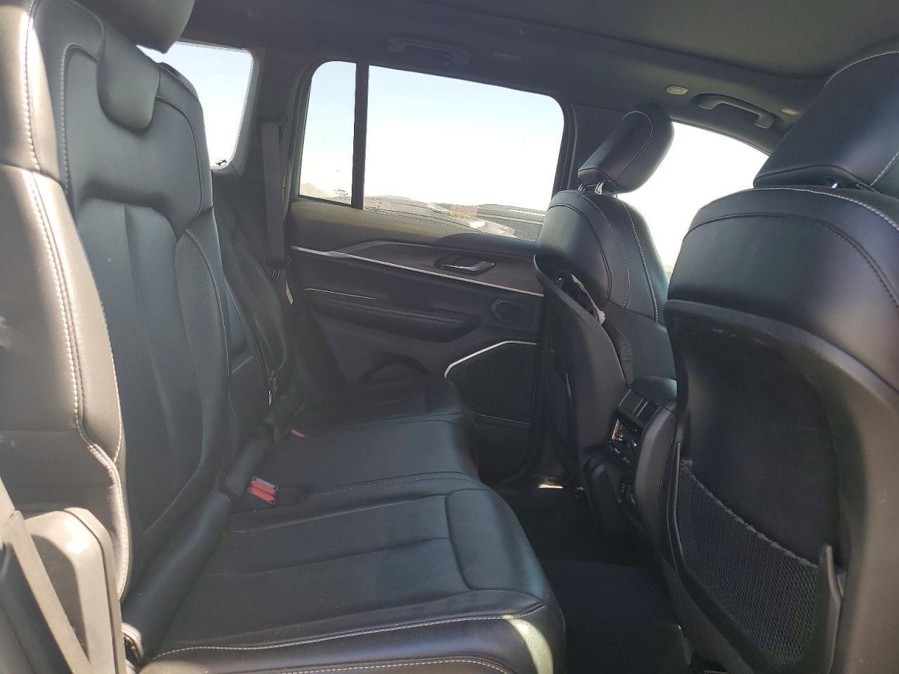 2024 JEEP GRAND CHER