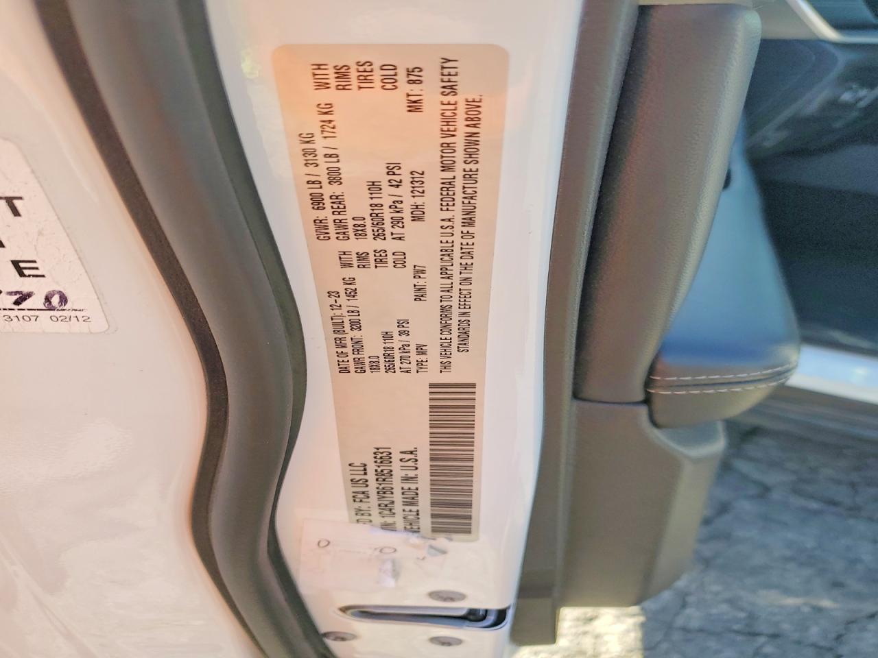 2024 JEEP GRAND CHER