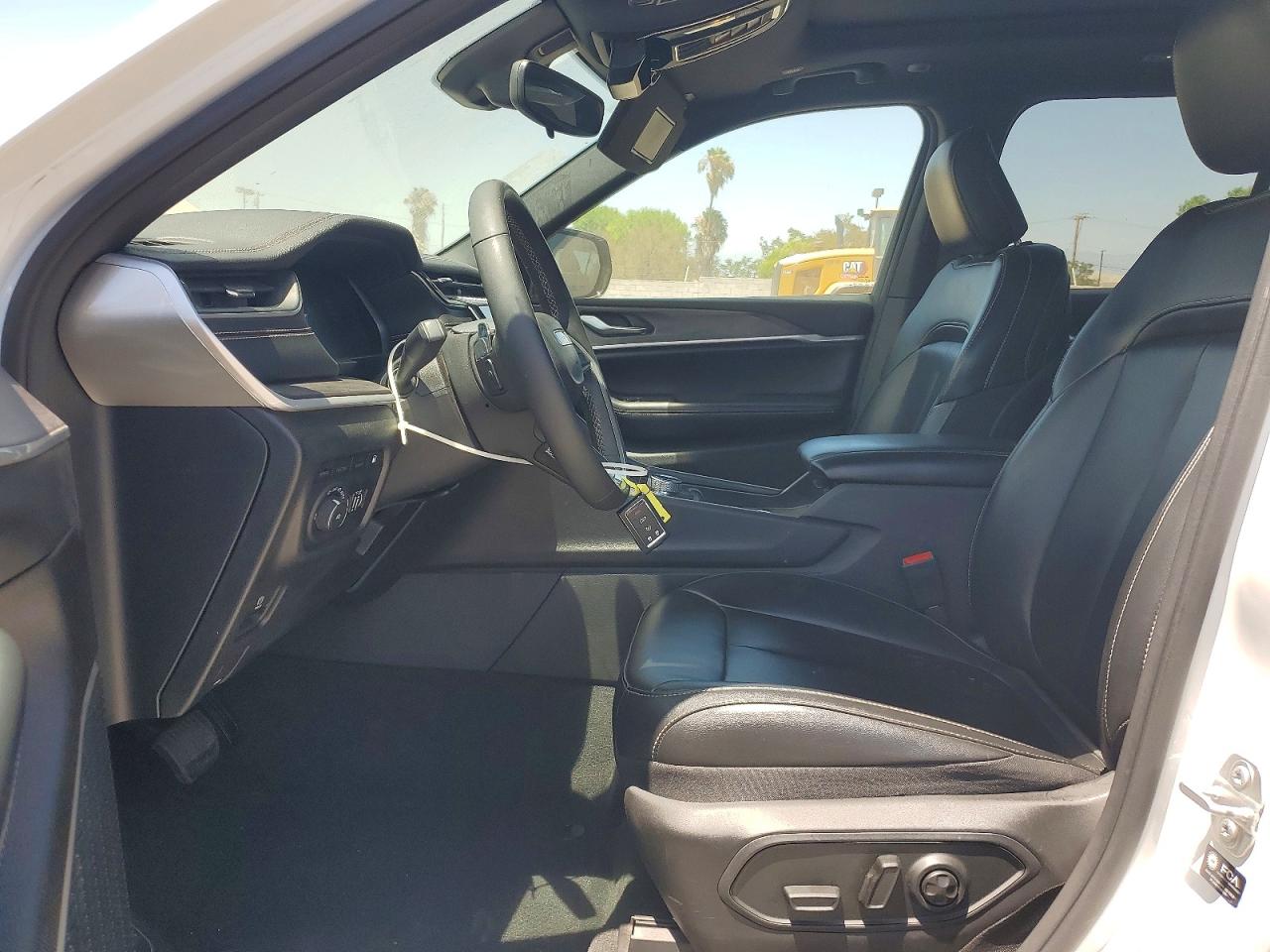 2024 JEEP GRAND CHER