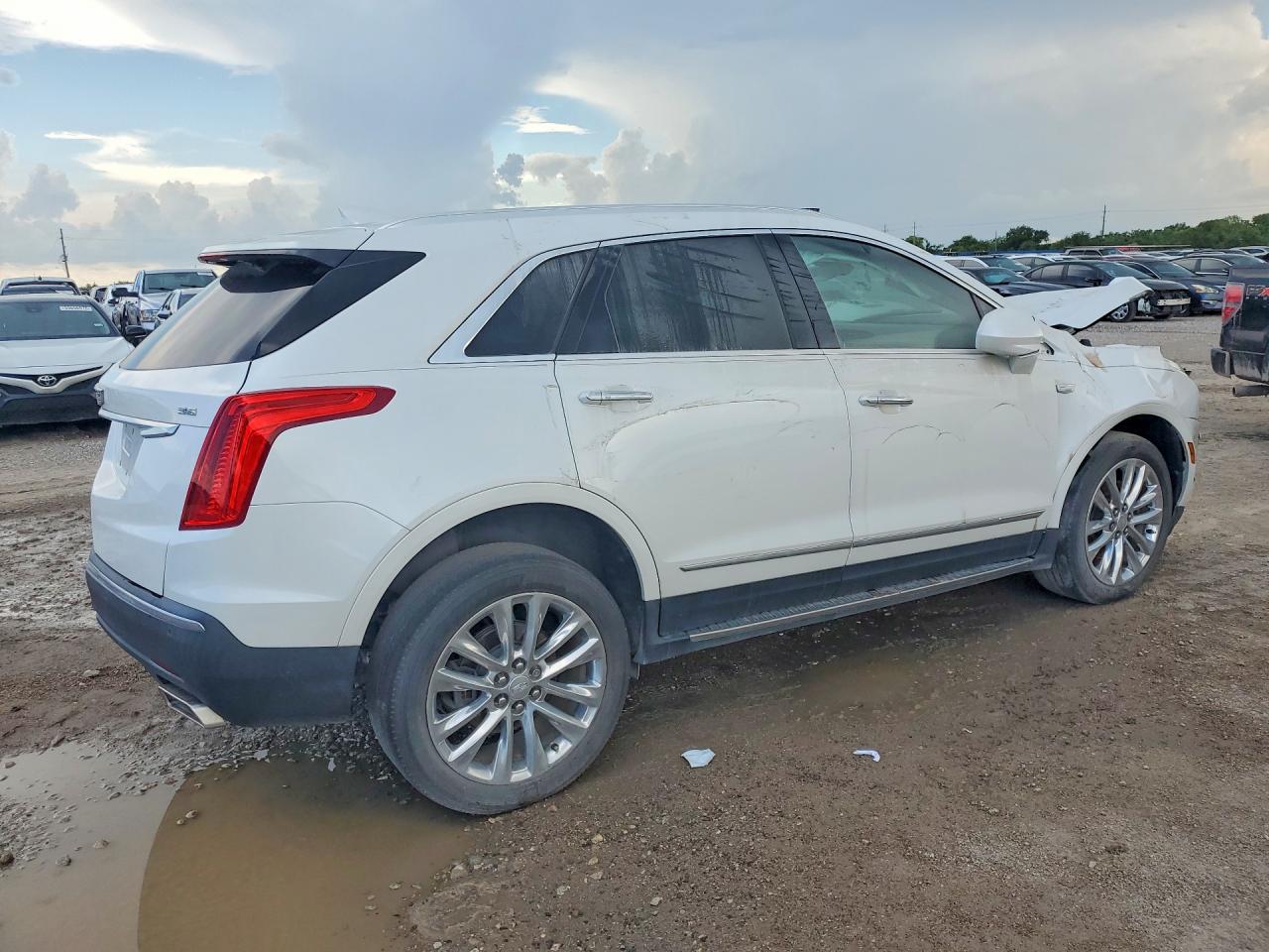 2019 CADILLAC XT5