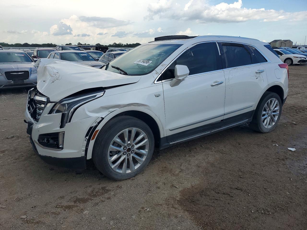 2019 CADILLAC XT5