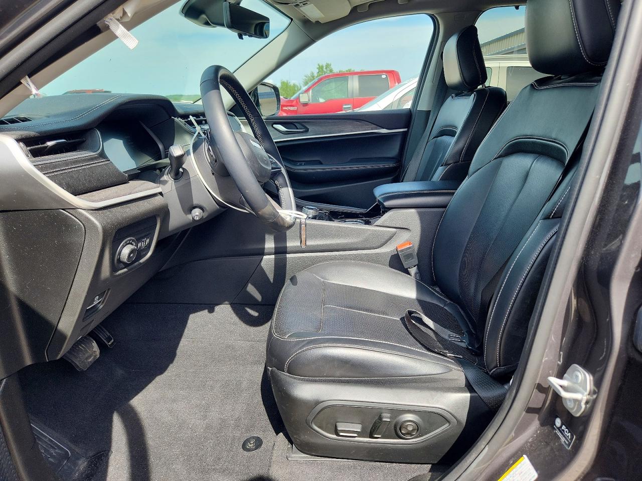 2022 JEEP CHEROKEE