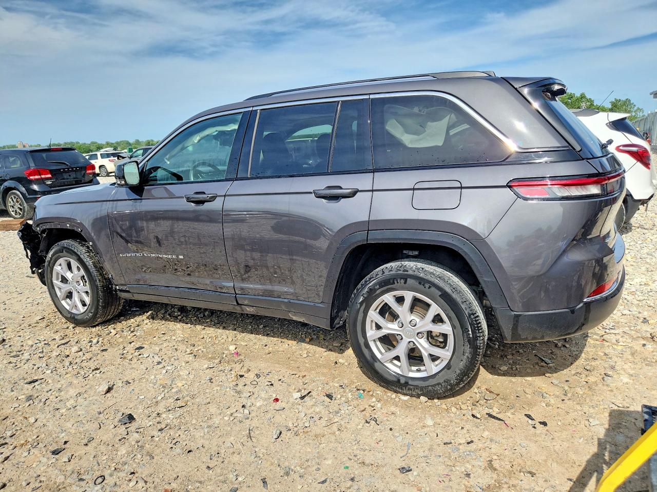 2022 JEEP CHEROKEE