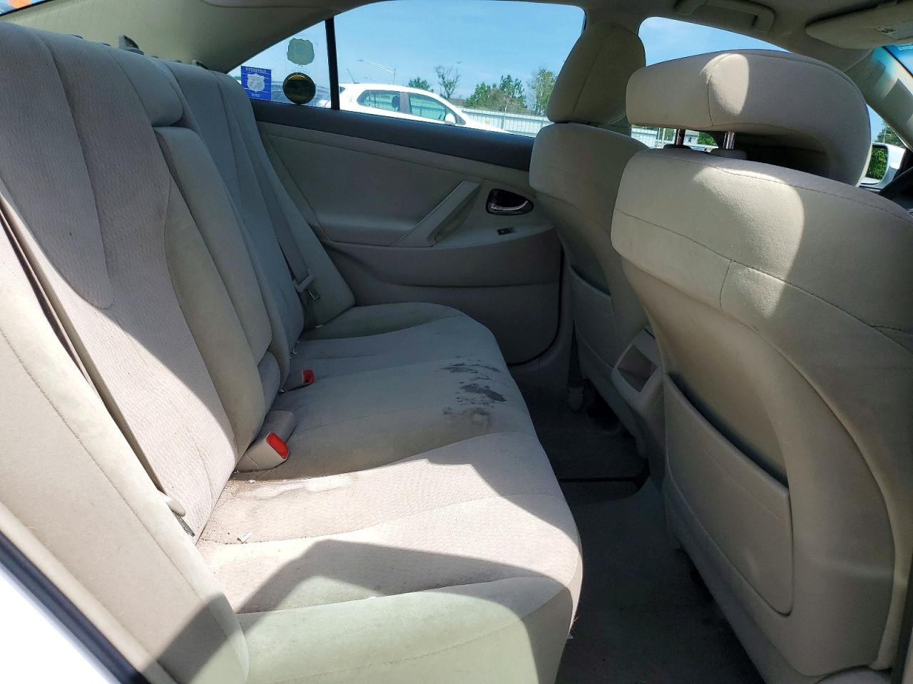 2011 TOYT CAMRY