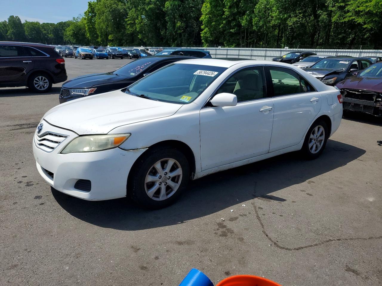 2011 TOYT CAMRY