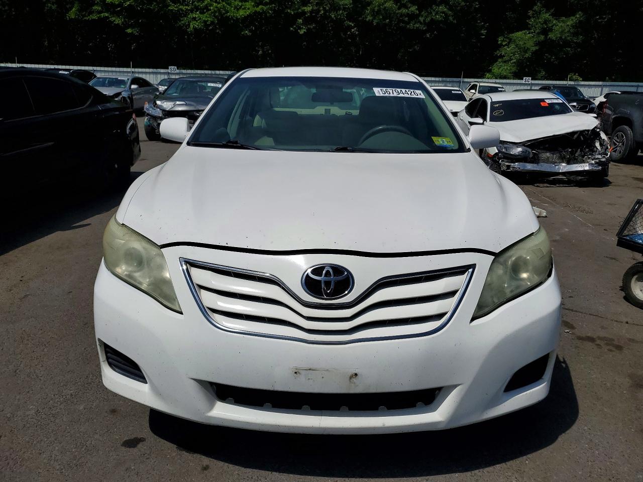 2011 TOYT CAMRY