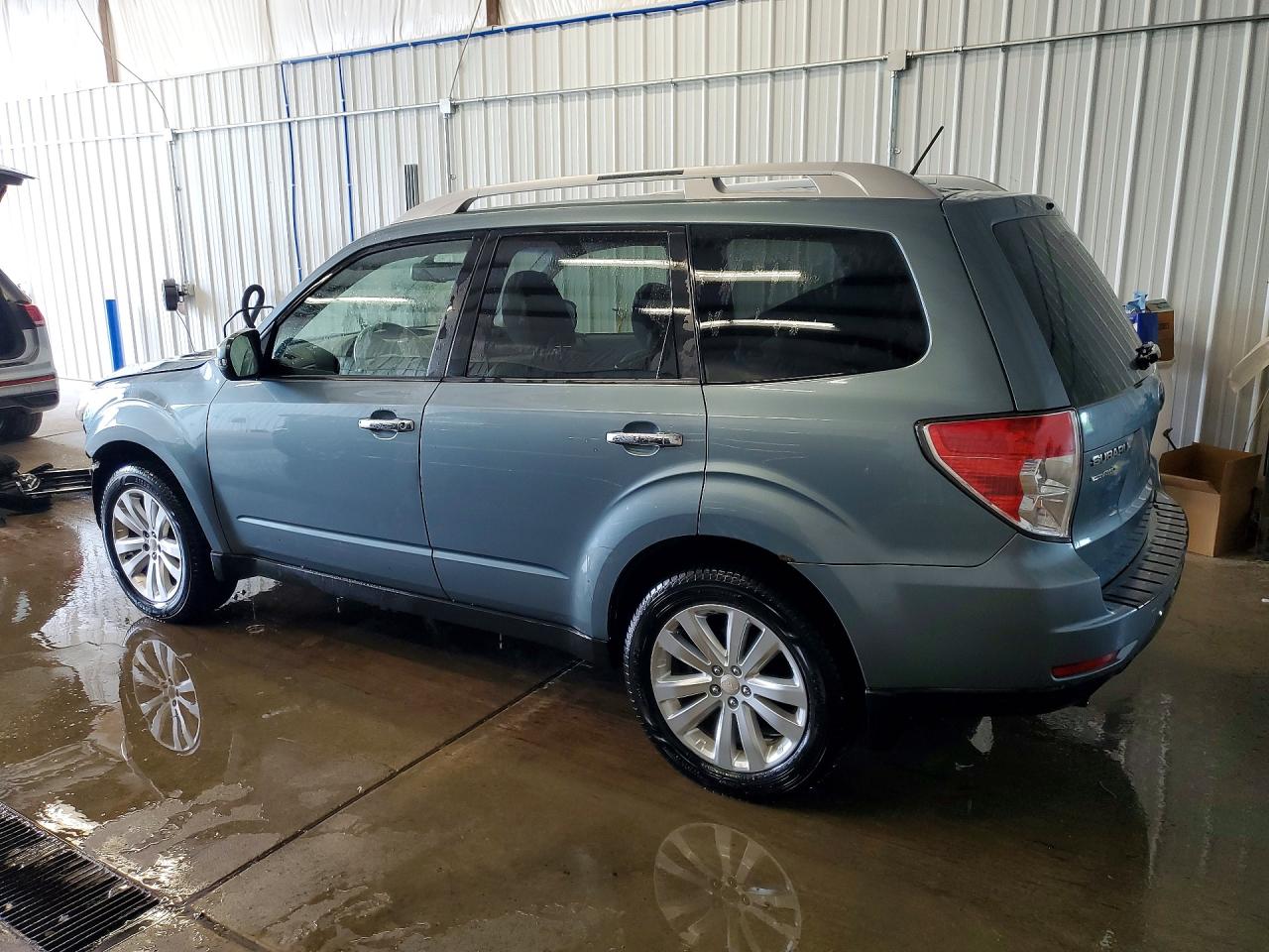 2011 SUBARU FORESTER