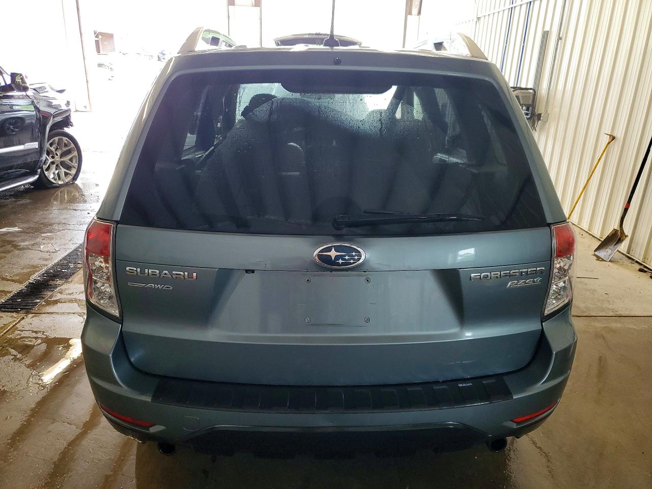 2011 SUBARU FORESTER