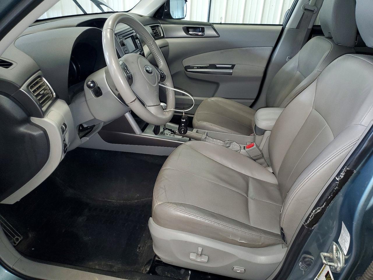 2011 SUBARU FORESTER