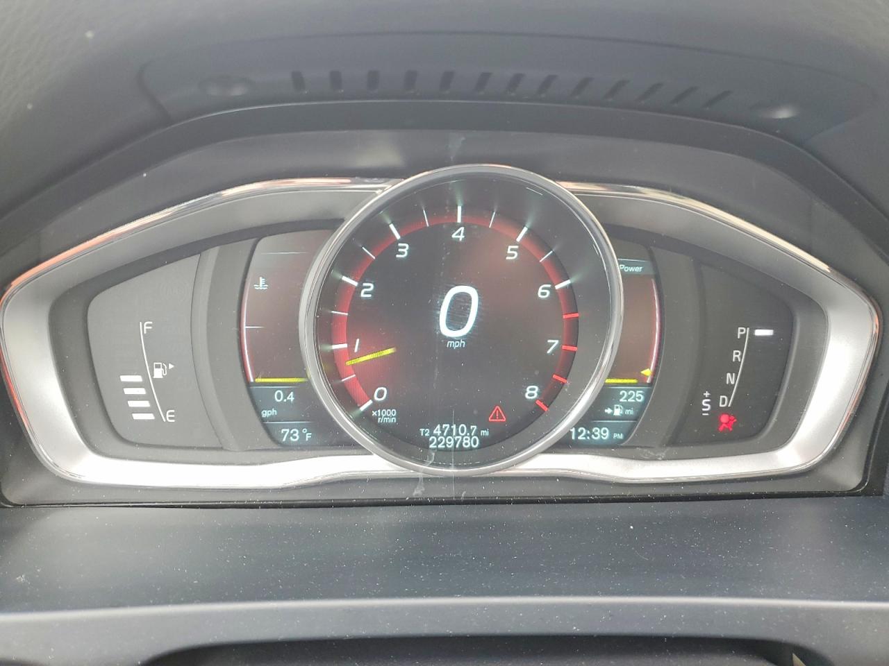 2015 VOLVO S60