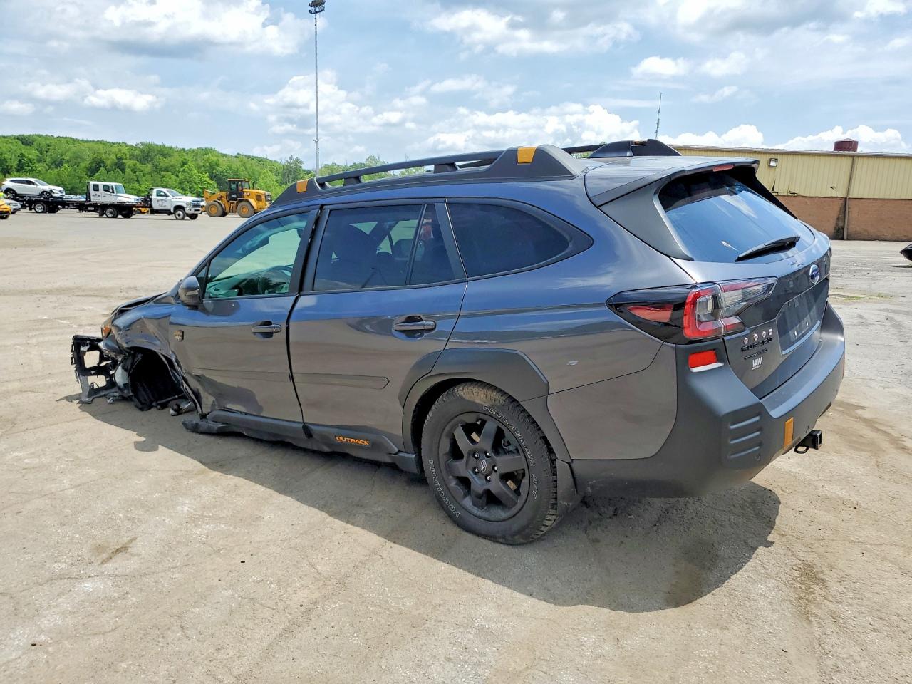 2022 SUBARU OUTBACK