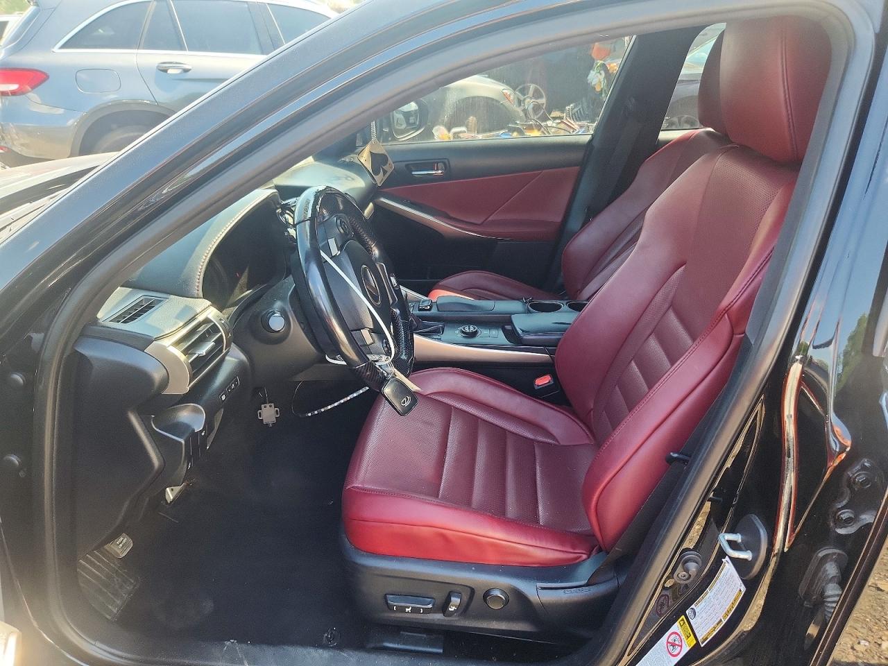 2016 LEXUS IS