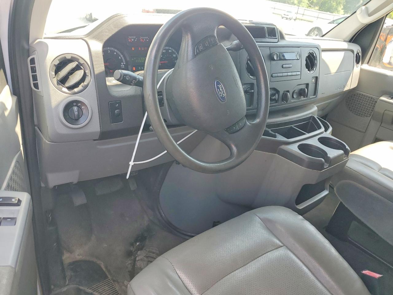 2013 FORD ECONOLINE