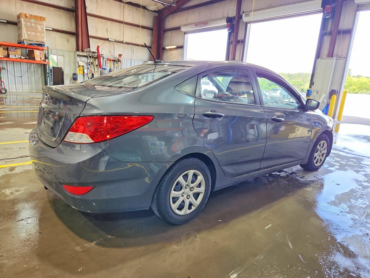 2012 HYUNDAI ACCENT