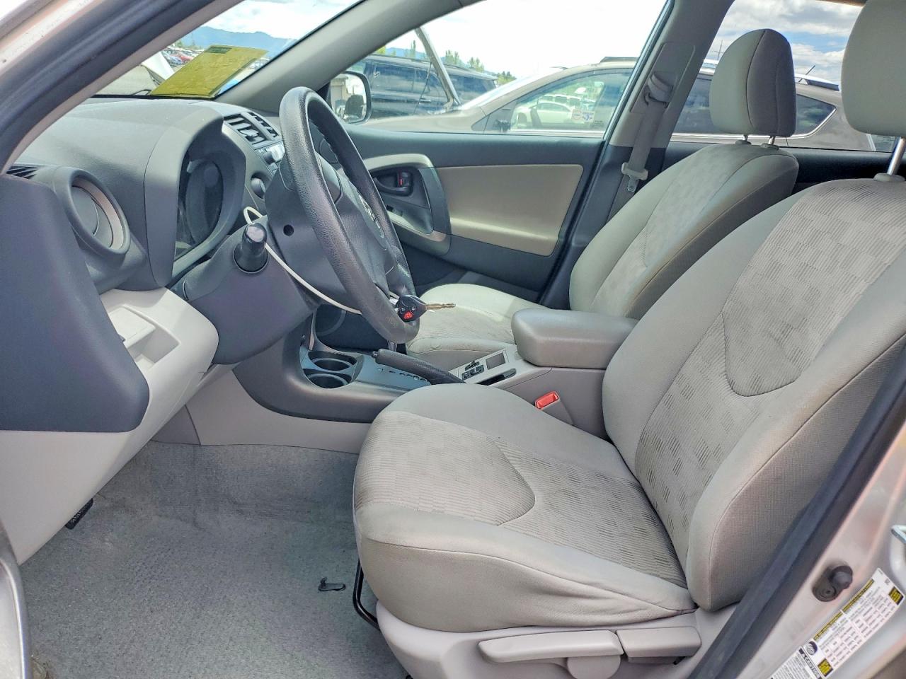 2011 TOYOTA RAV4