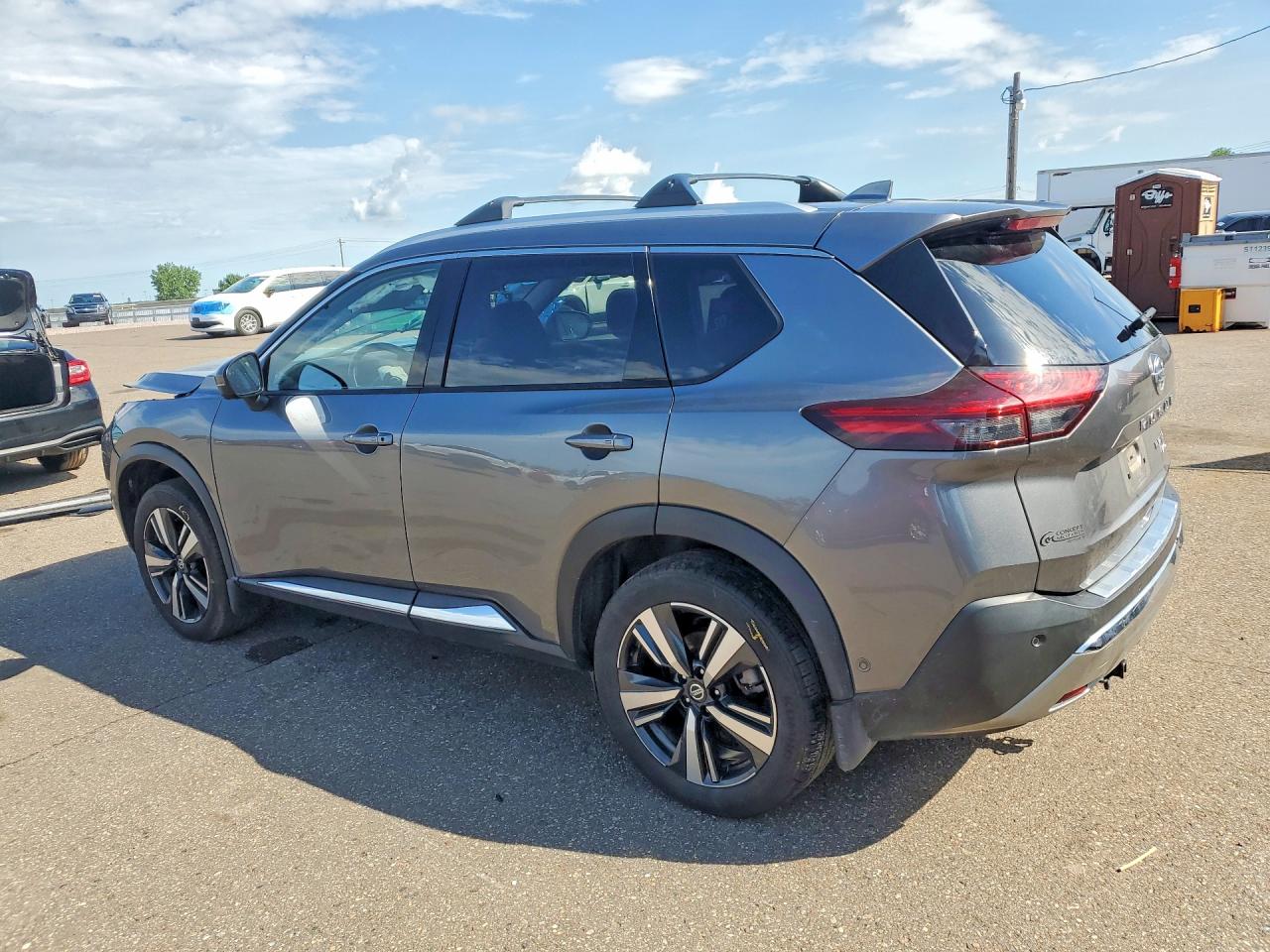 2021 NISSAN ROGUE