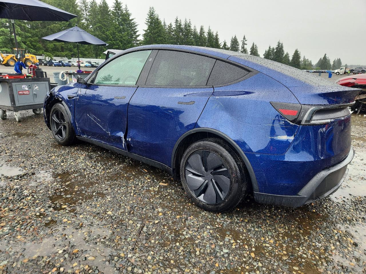 2026 TESLA MODEL Y