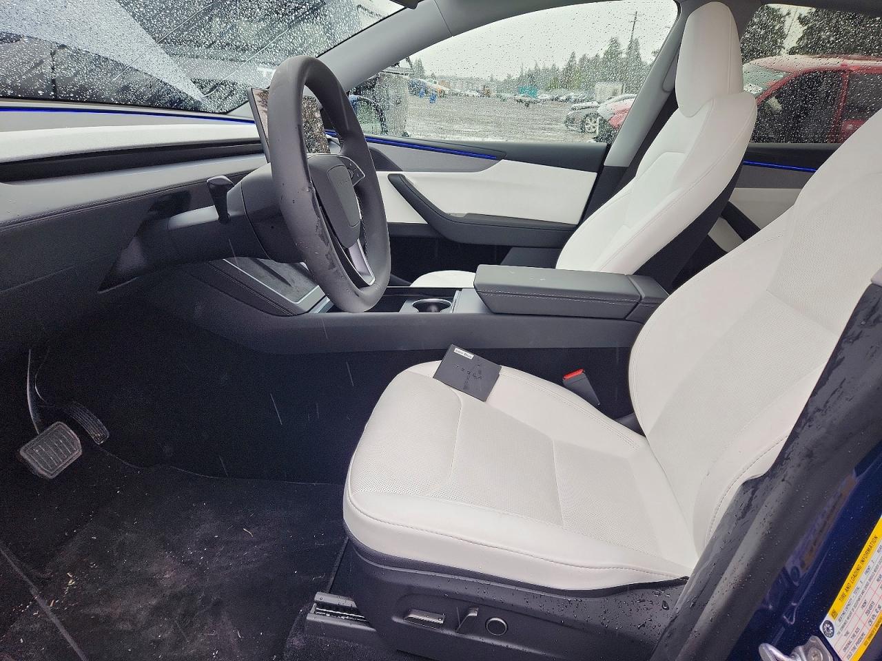 2026 TESLA MODEL Y