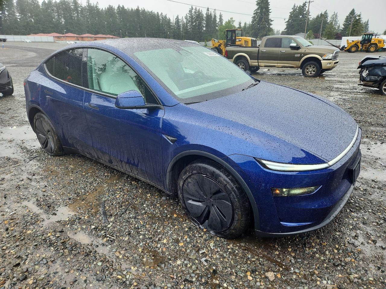 2026 TESLA MODEL Y