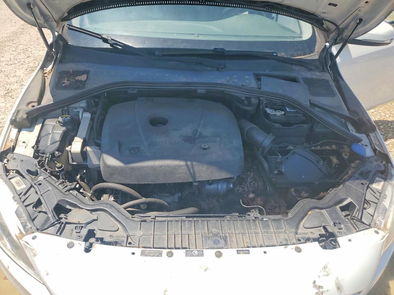 2016 VOLVO S60