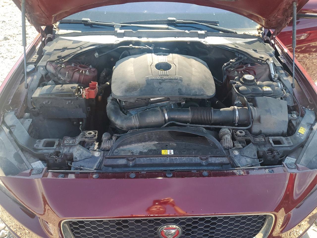 2017 JAGUAR XE