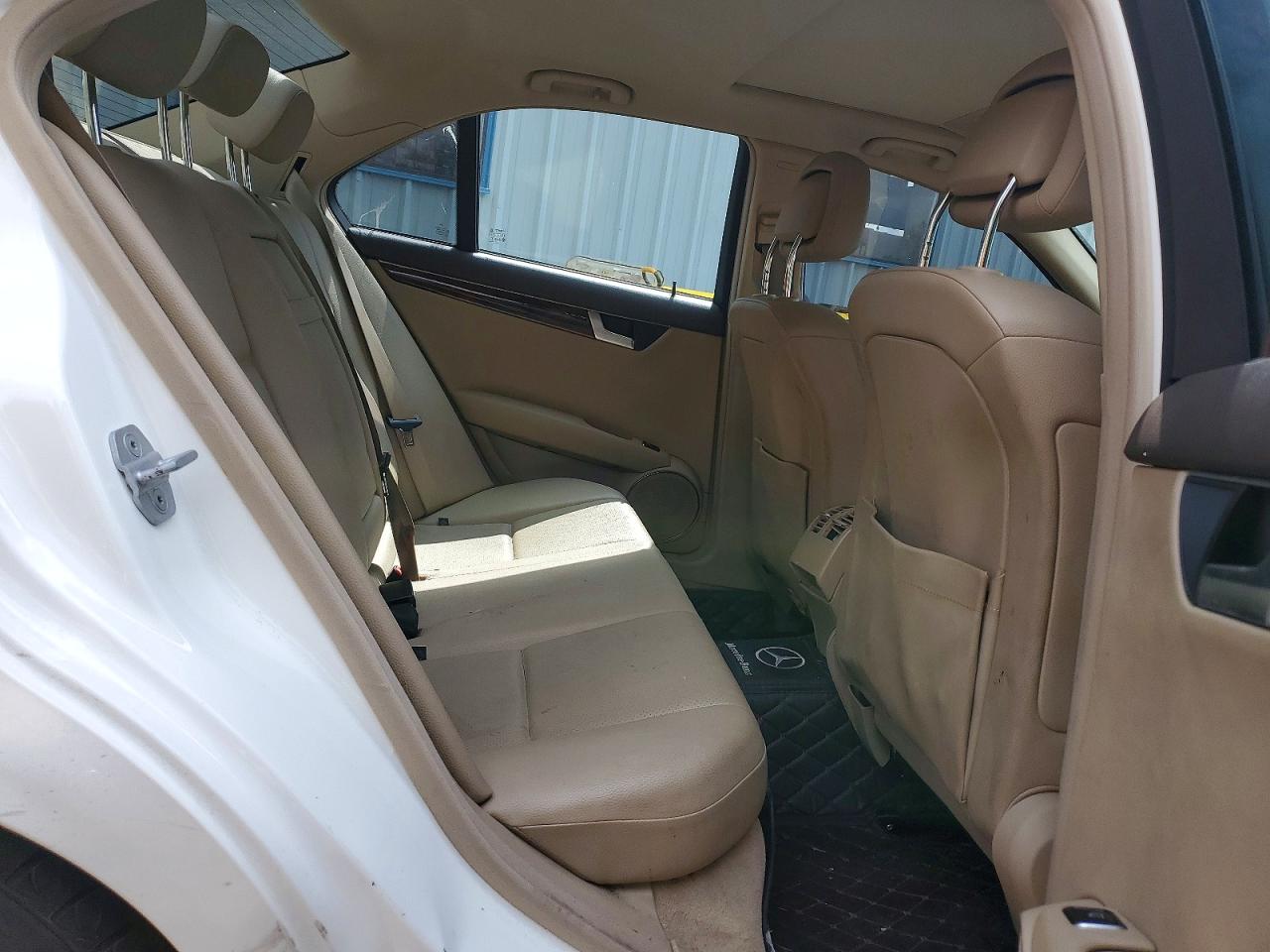 2013 MERCEDES-BENZ C-CLASS