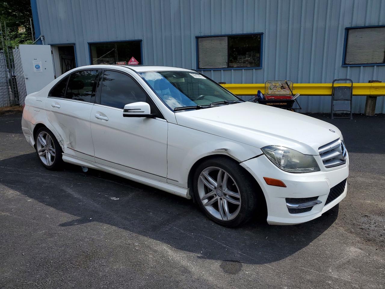 2013 MERCEDES-BENZ C-CLASS