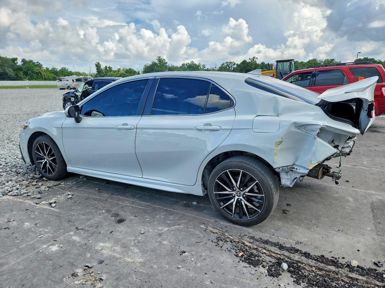 2024 TOYOTA CAMRY