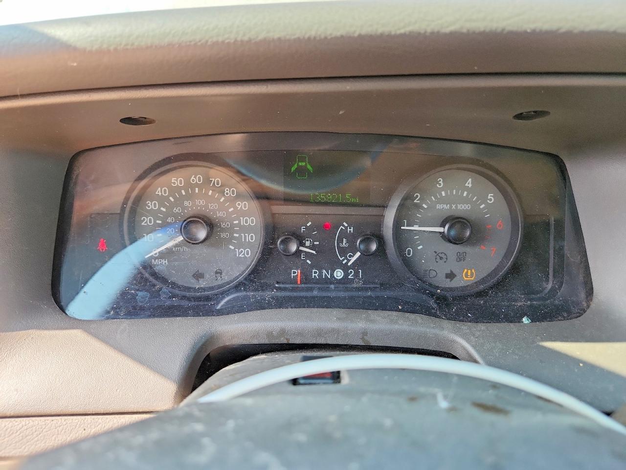 2010 MERCURY GRMARQUIS