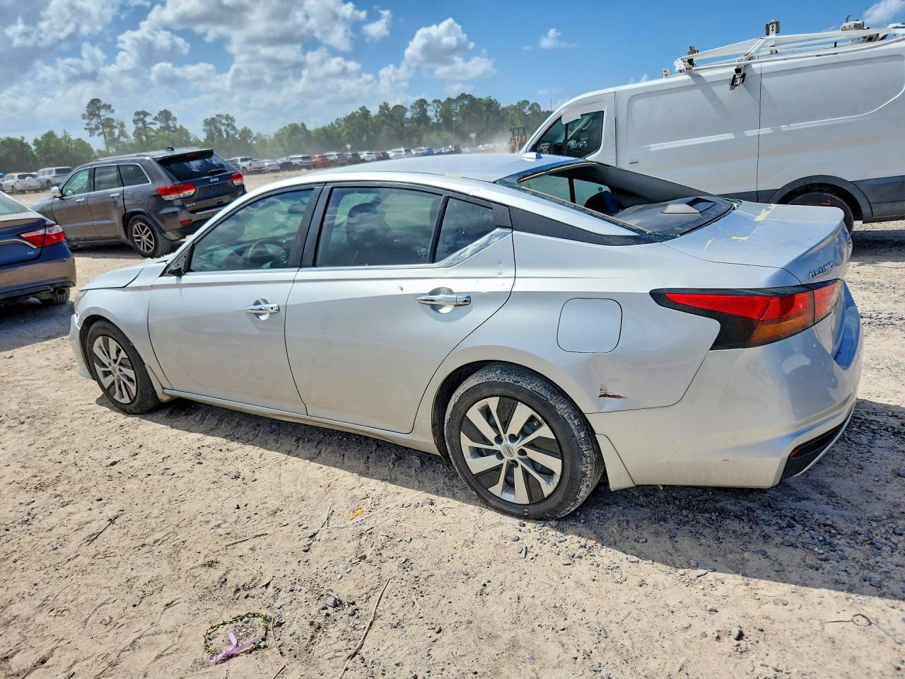 2020 NISSAN ALTIMA