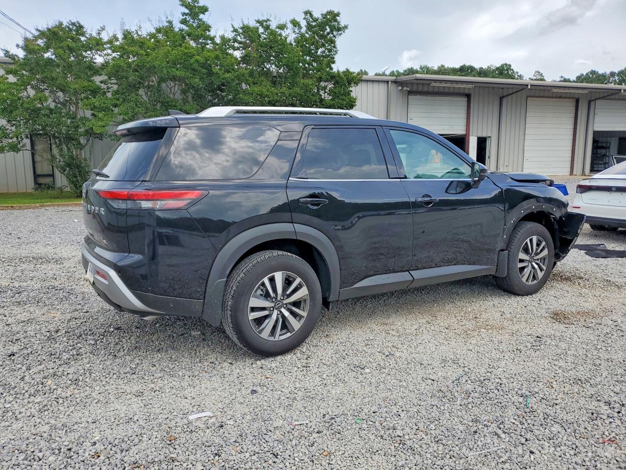 2025 NISSAN PATHFINDER