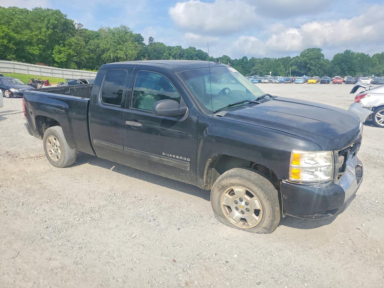 2011 CHEVROLET SILVERADO