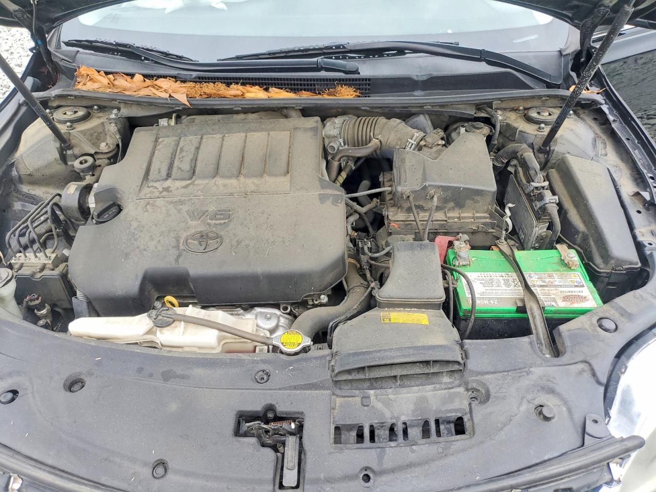 2013 TOYOTA AVALON