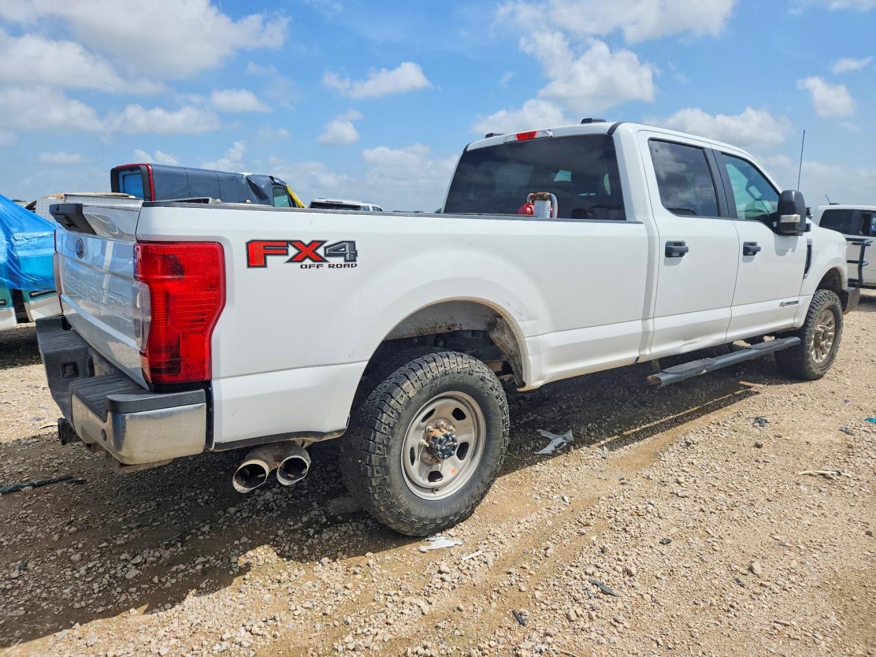 2022 FORD F350