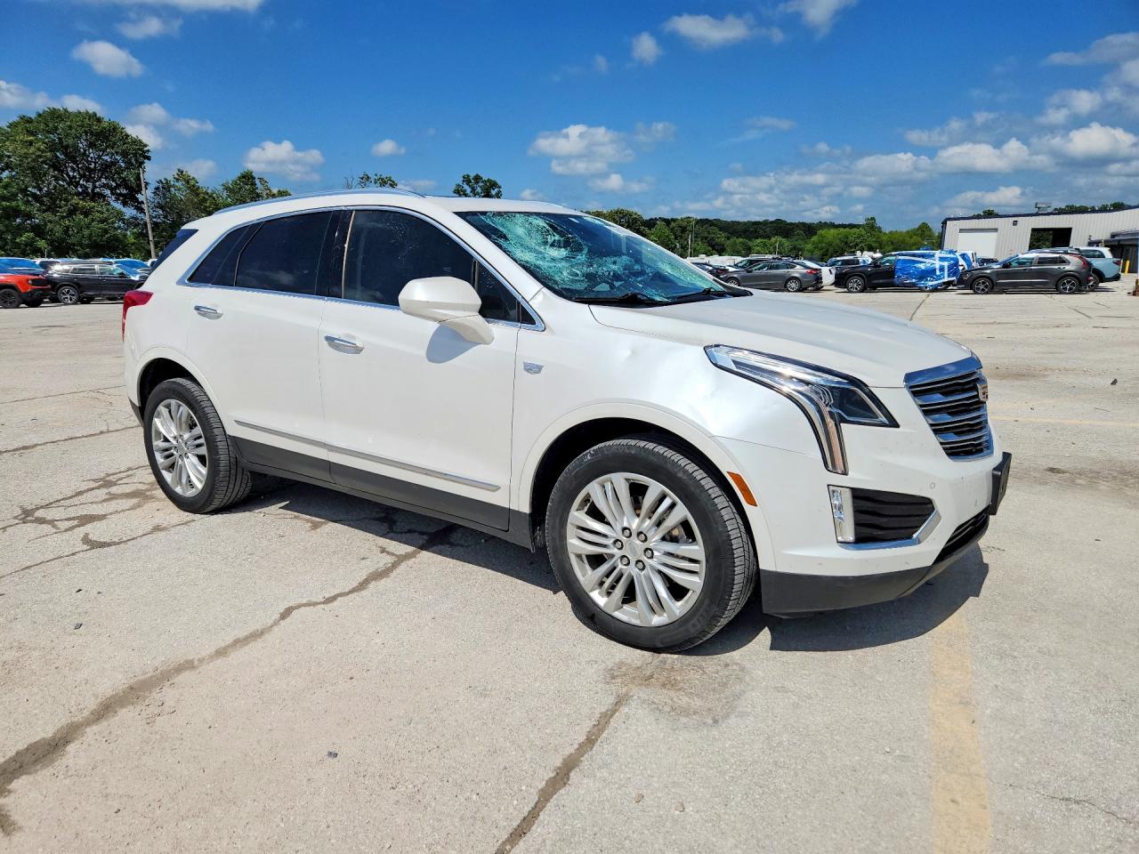 2019 CADILLAC XT5
