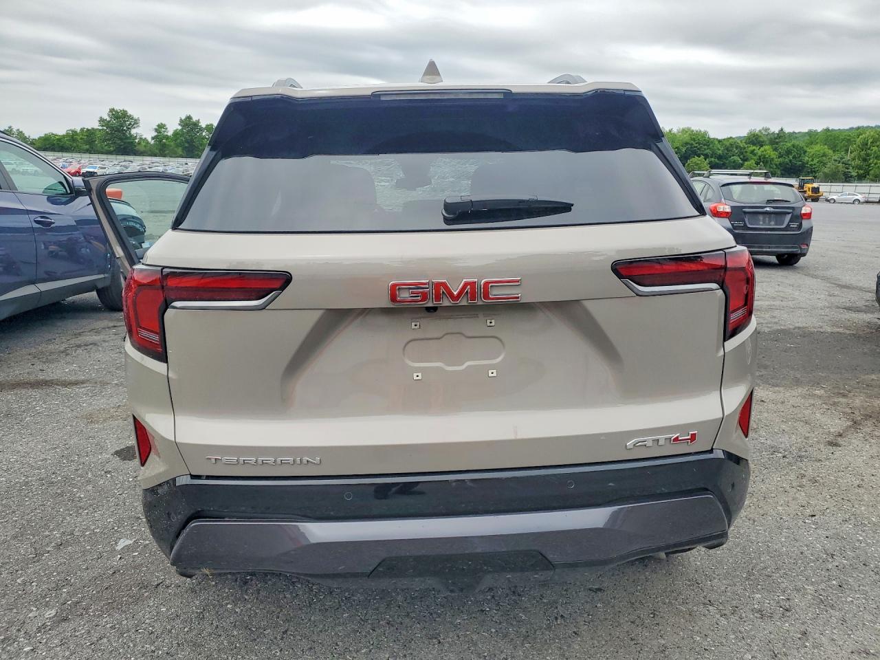2026 GMC TERRAIN