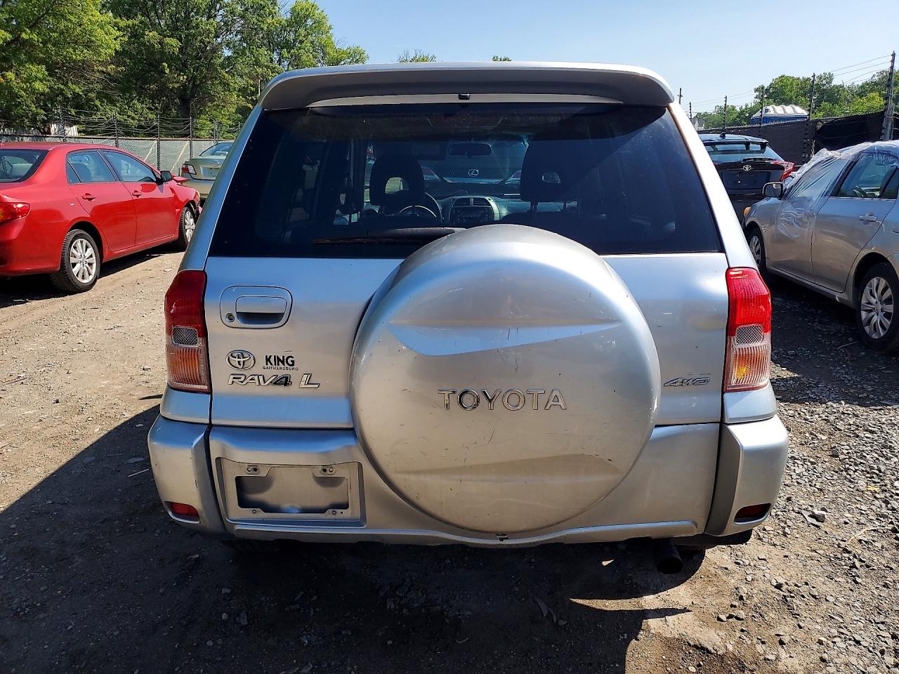 2002 TOYOTA RAV4