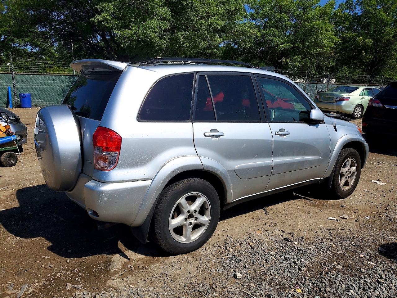 2002 TOYOTA RAV4