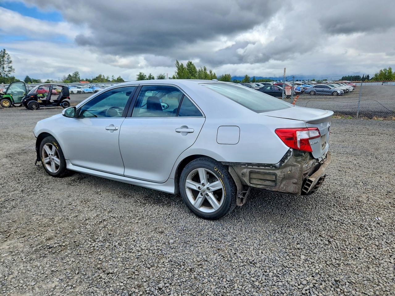 2012 TOYOTA CAMRY