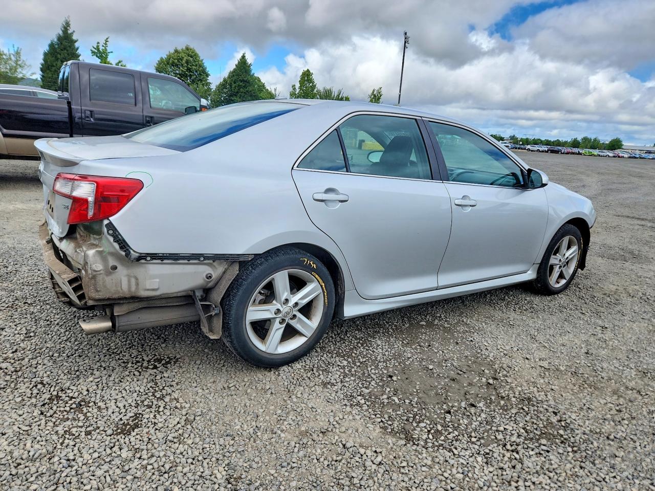 2012 TOYOTA CAMRY