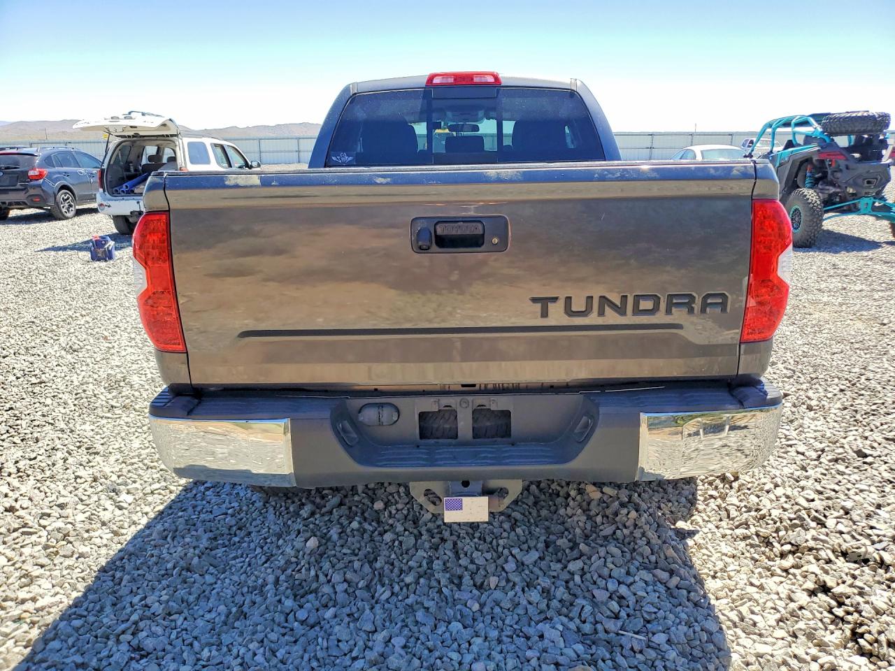 2017 TOYOTA TUNDRA