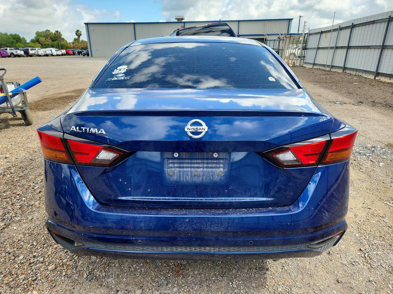 2022 NISSAN ALTIMA