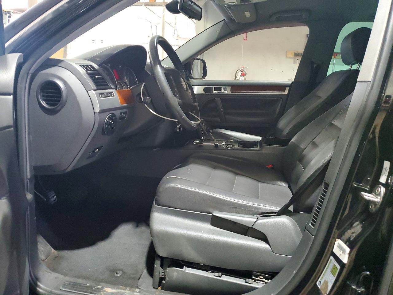2007 VOLKSWAGEN TOUAREG