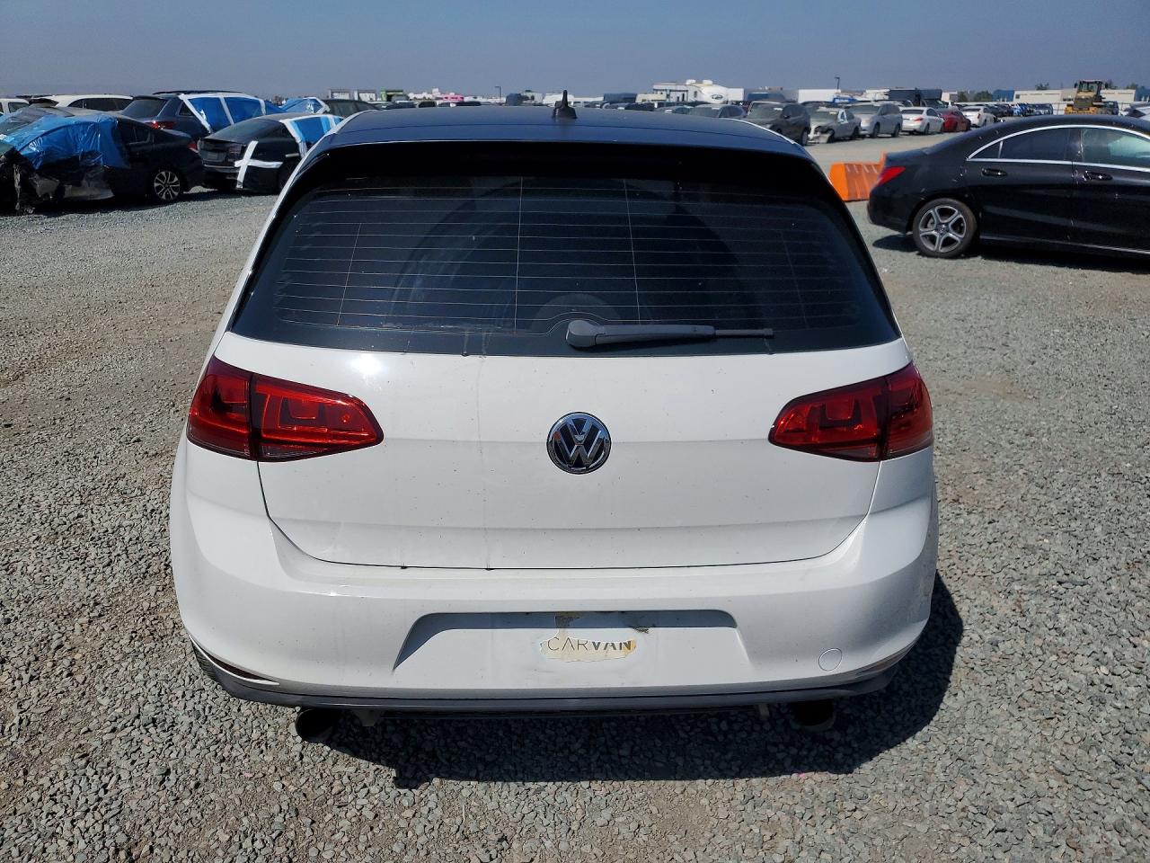 2016 VOLKSWAGEN GTI